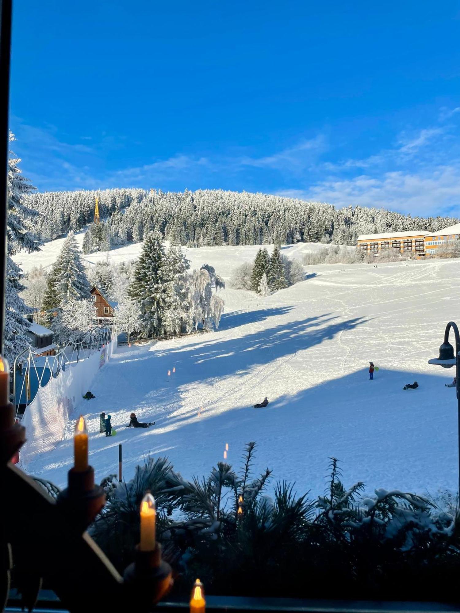 Direkt Am Und Rodelhang Appartement Oberwiesenthal